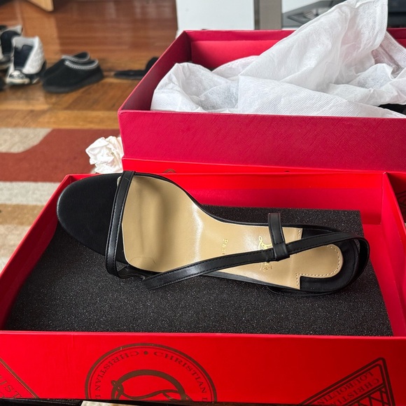 Christian Loubotin red bottom heels size 9 - Picture 3 of 3